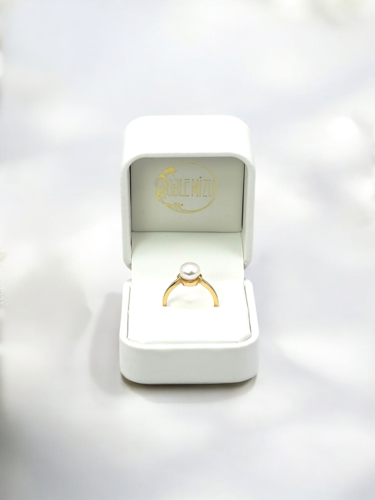 7 – 8 mm White Pearl Flair Ring