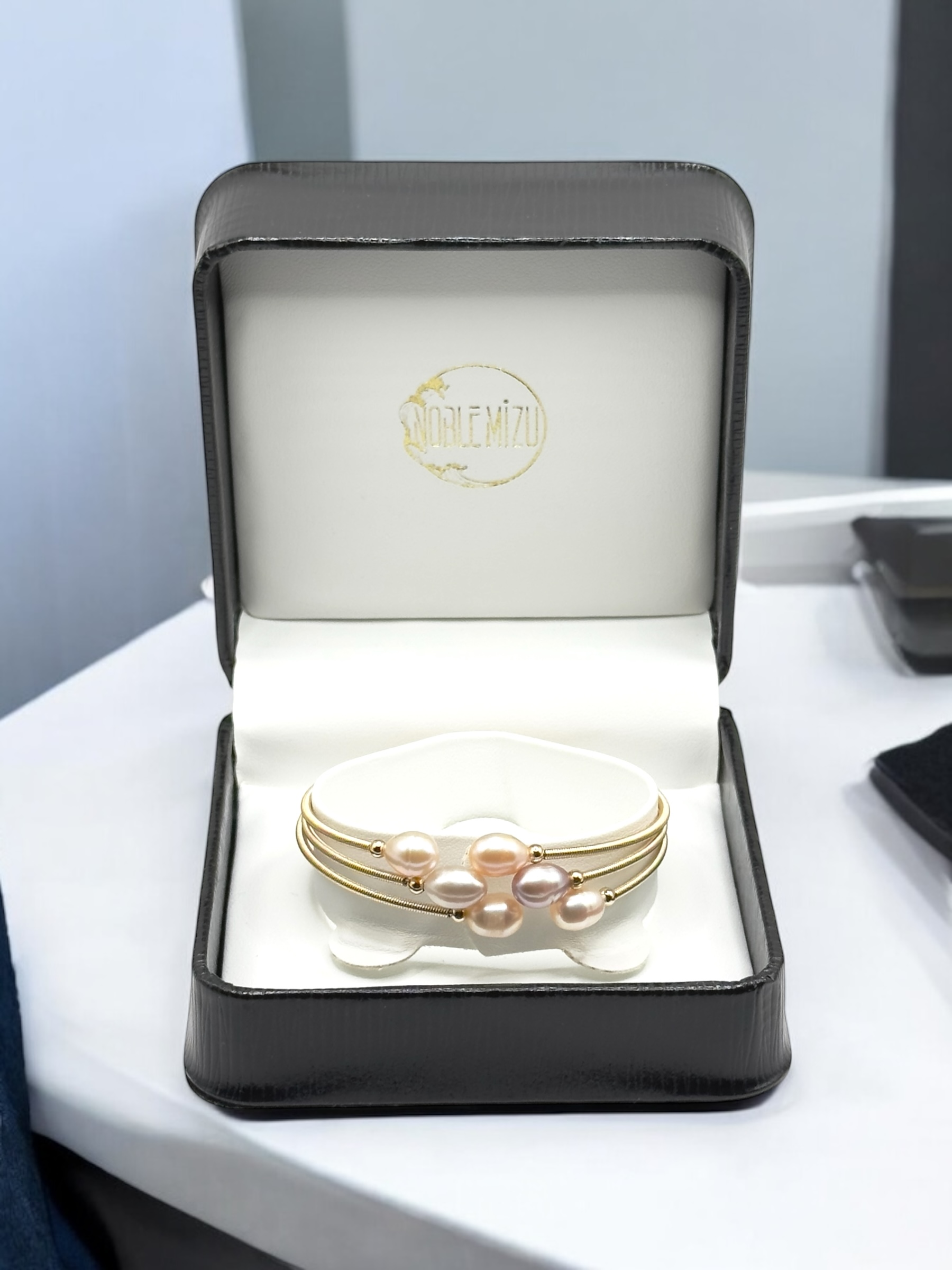 6 – 7 mm Multi Color Pearl Gold Bangle