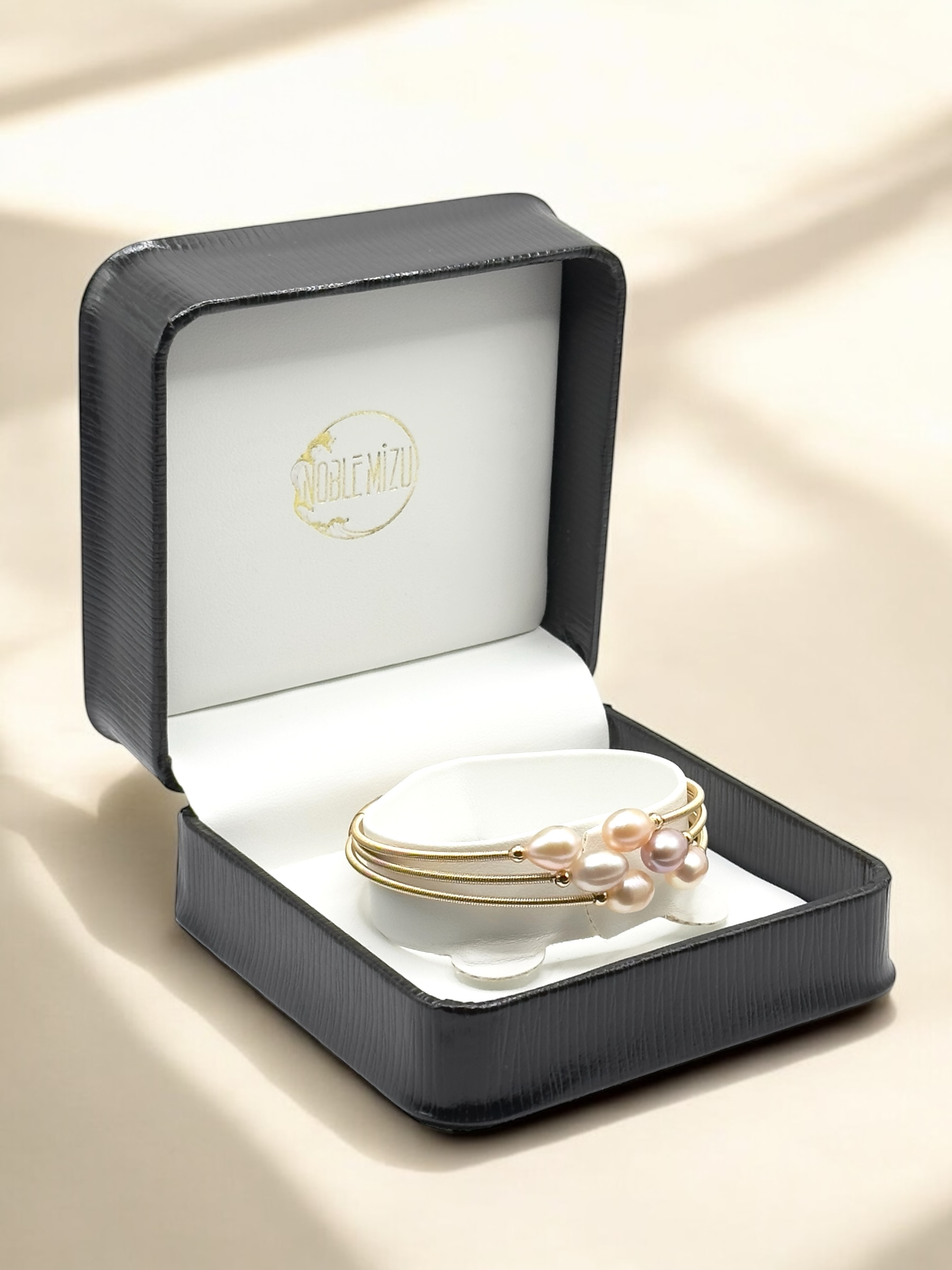 6 – 7 mm Multi Color Pearl Gold Bangle