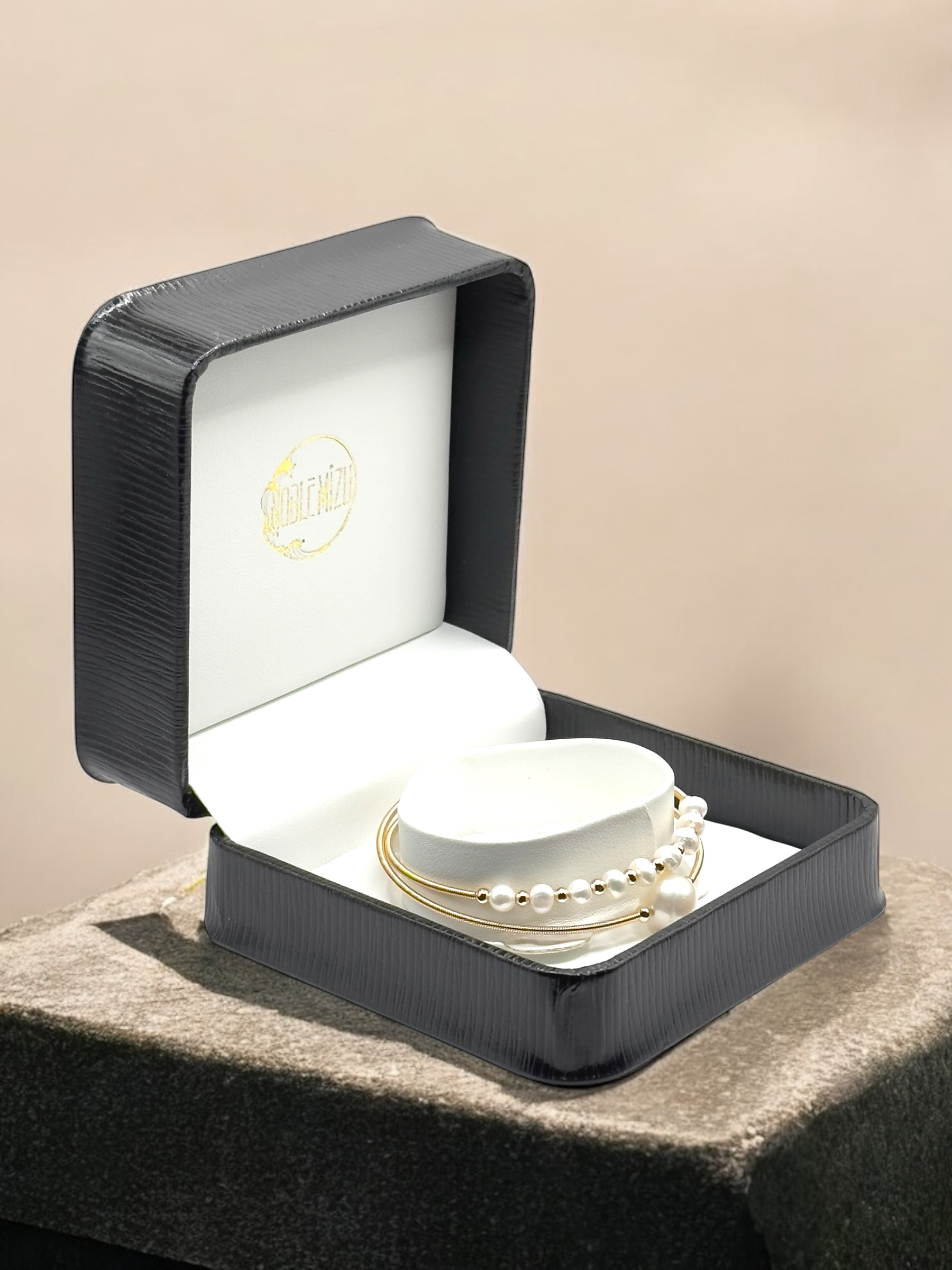 10 – 11 mm White Color Loop Pearl Gold Plated Bangle